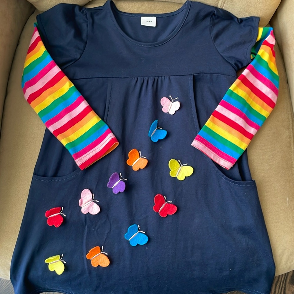 Butterfly dress with pockets